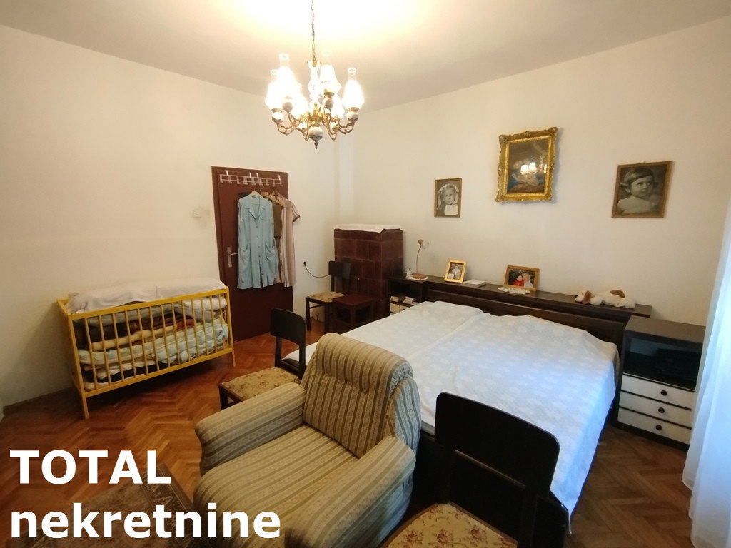 Kuća na prodaju, Sremska Kamenica, Novi Sad, 443m², 721.000 €