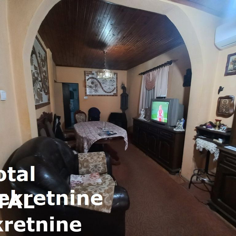 Kuća Prodaja Sremski Karlovci  80 m2