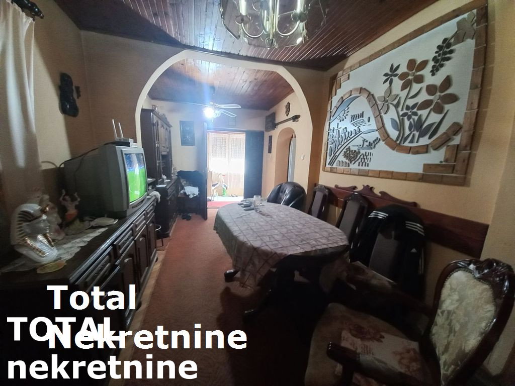 Kuća na prodaju, Centar, Sremski Karlovci, 80m², 97.850 €