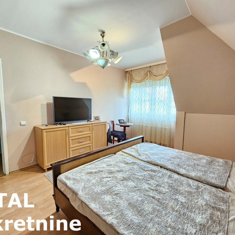 Kuća Prodaja Sremski Karlovci  360 m2