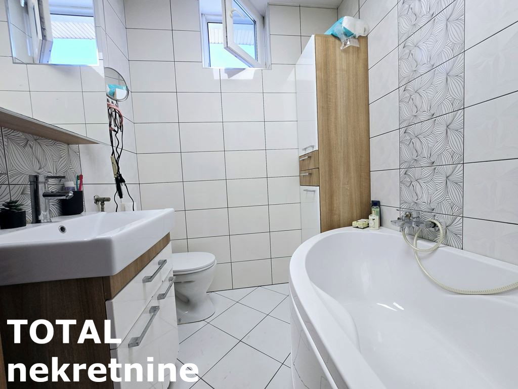 kuce-futog-3046638-wt8qb Kuća na prodaju, Futog, Novi Sad, 255m², 430.000 €