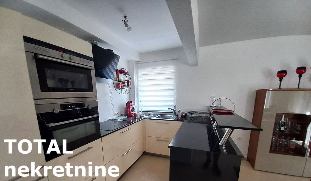 kuce-futog-3091613-4piru Kuća na prodaju, Futog, Novi Sad, 210m², 290.000 €