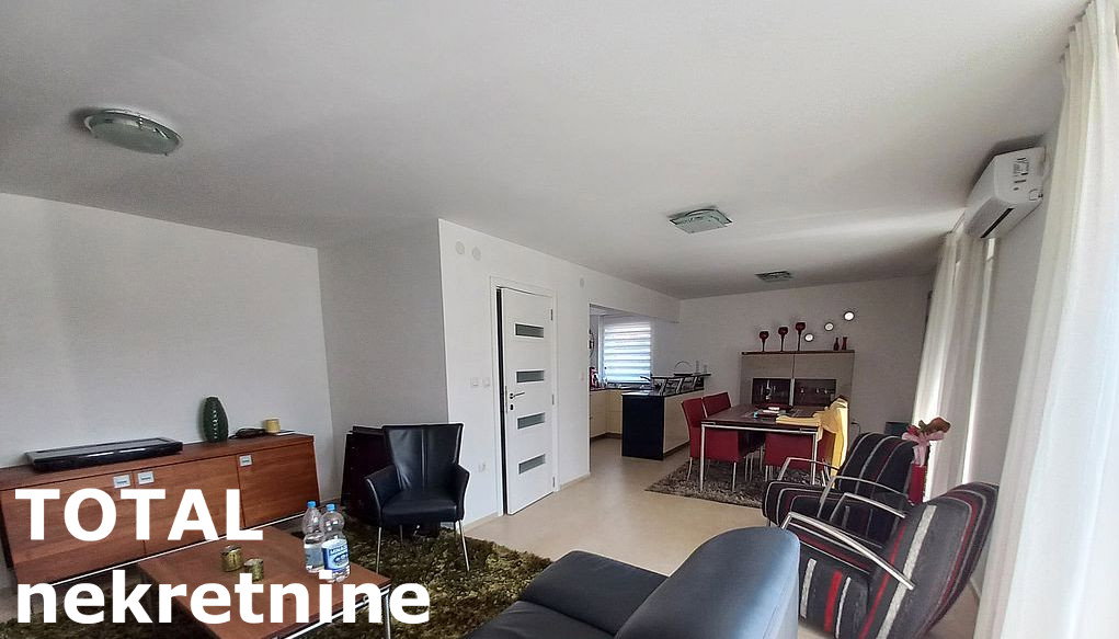 kuce-futog-3091613-b5osn Kuća na prodaju, Futog, Novi Sad, 210m², 290.000 €