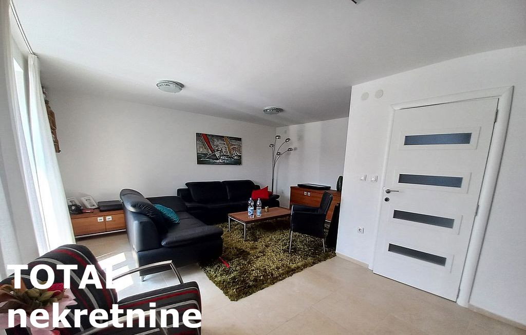 kuce-futog-3091613-cferj Kuća na prodaju, Futog, Novi Sad, 210m², 290.000 €