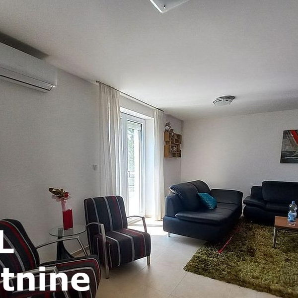 Kuća na prodaju, Futog, Novi Sad, 210m², 290.000 €
