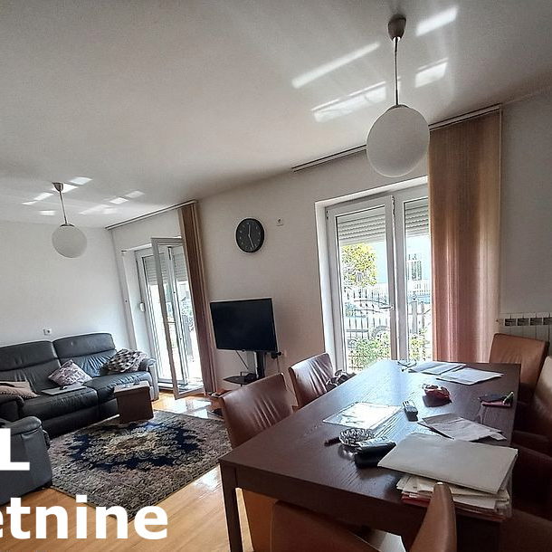 Kuća Prodaja Novi Sad  210 m2