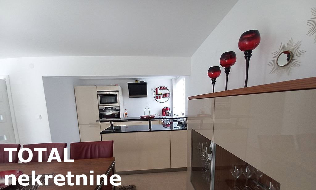 kuce-futog-3091613-nzo0a Kuća na prodaju, Futog, Novi Sad, 210m², 290.000 €