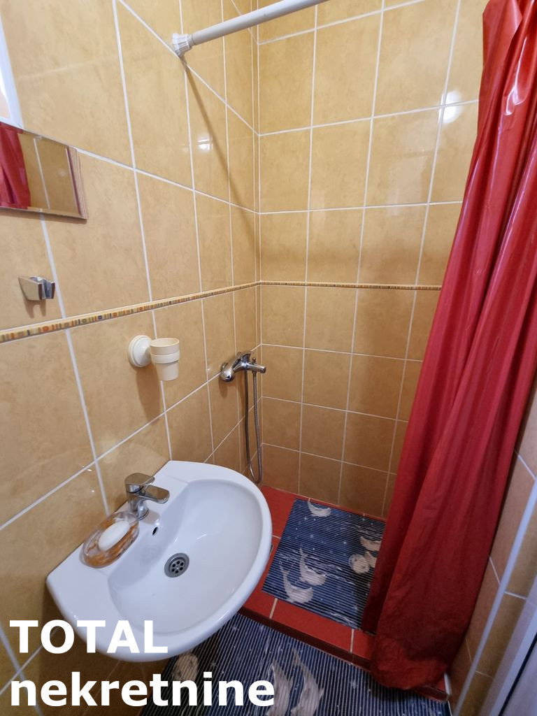 kuce-klisa-vidovdansko-naselje-3091173-kxq61 Kuća na prodaju, Klisa, Novi Sad, 163m², 180.000 €