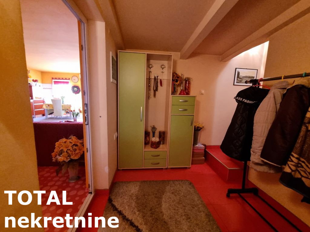 kuce-klisa-vidovdansko-naselje-3091173-qhsah Kuća na prodaju, Klisa, Novi Sad, 163m², 180.000 €
