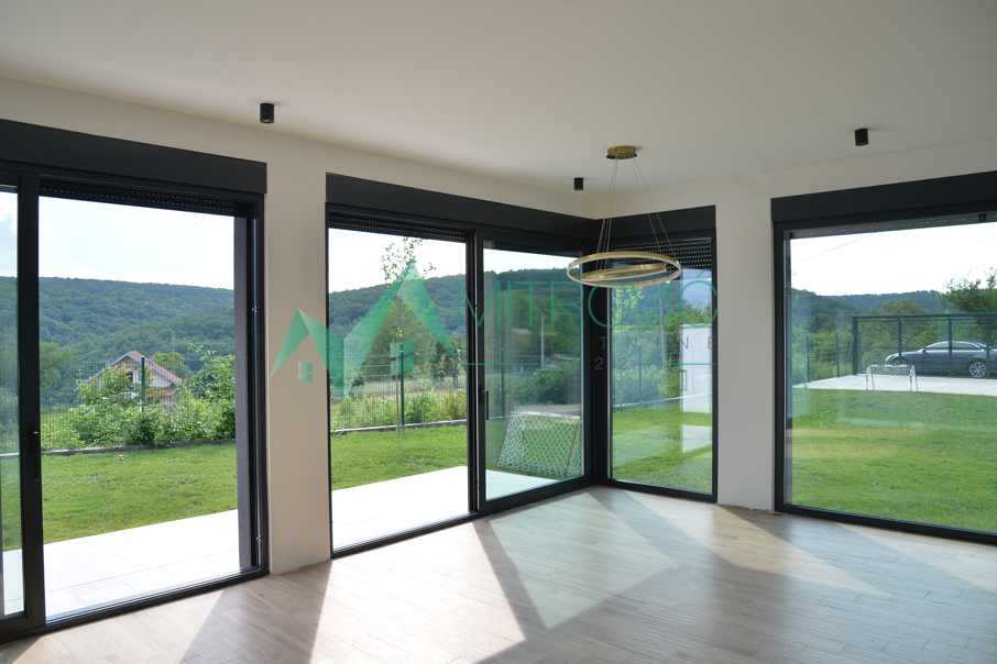 kuce-konjarnik-3000266-8zsdf Kuća na prodaju, Barajevo, Beograd, 95.26m², 272.950 €