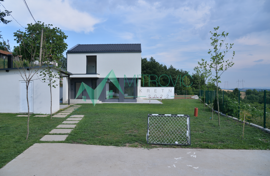 kuce-konjarnik-3000266-f5xpl Kuća na prodaju, Barajevo, Beograd, 95.26m², 272.950 €
