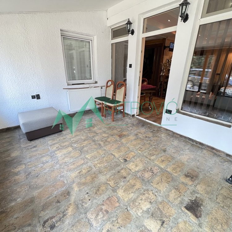 Kuća na prodaju, Čardak, Novi Sad, 361m², 566.500 €