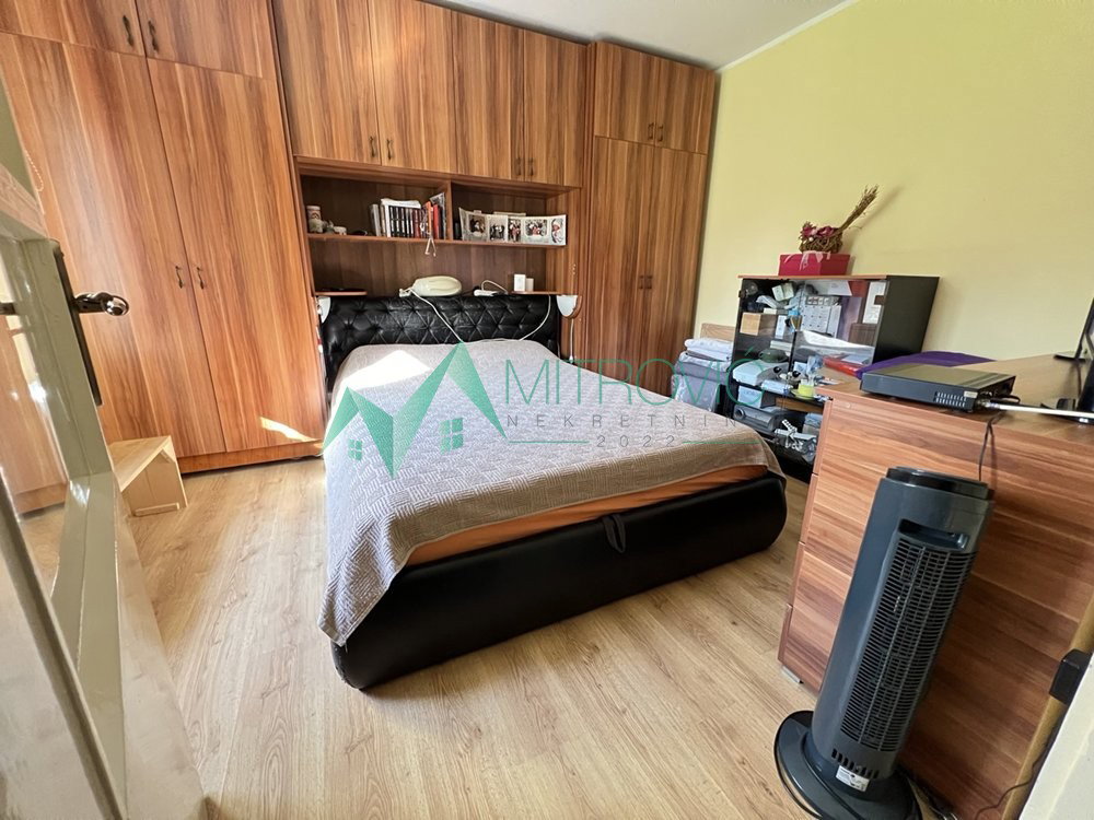 kuce-popovica-3000106-van73 Kuća na prodaju, Čardak, Novi Sad, 361m², 566.500 €
