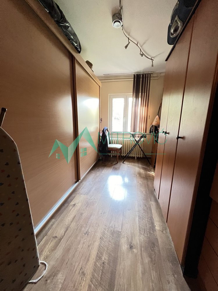 kuce-popovica-3000106-x0svy Kuća na prodaju, Čardak, Novi Sad, 361m², 566.500 €
