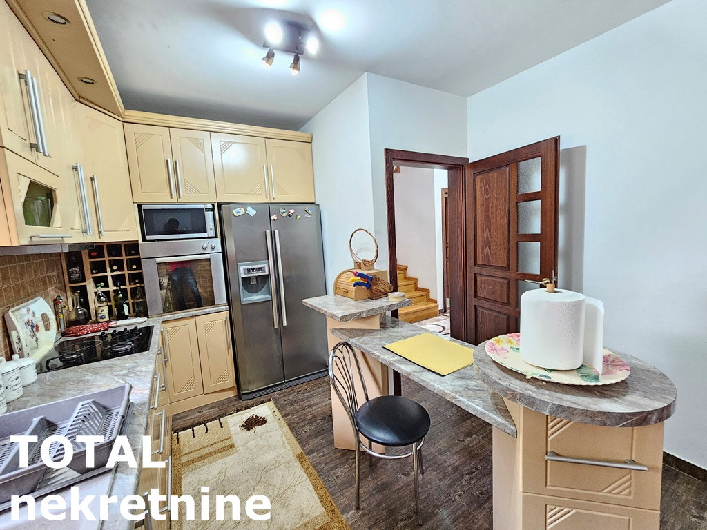 Kuća na prodaju, Popovica, Novi Sad, 388m², 750.000 €