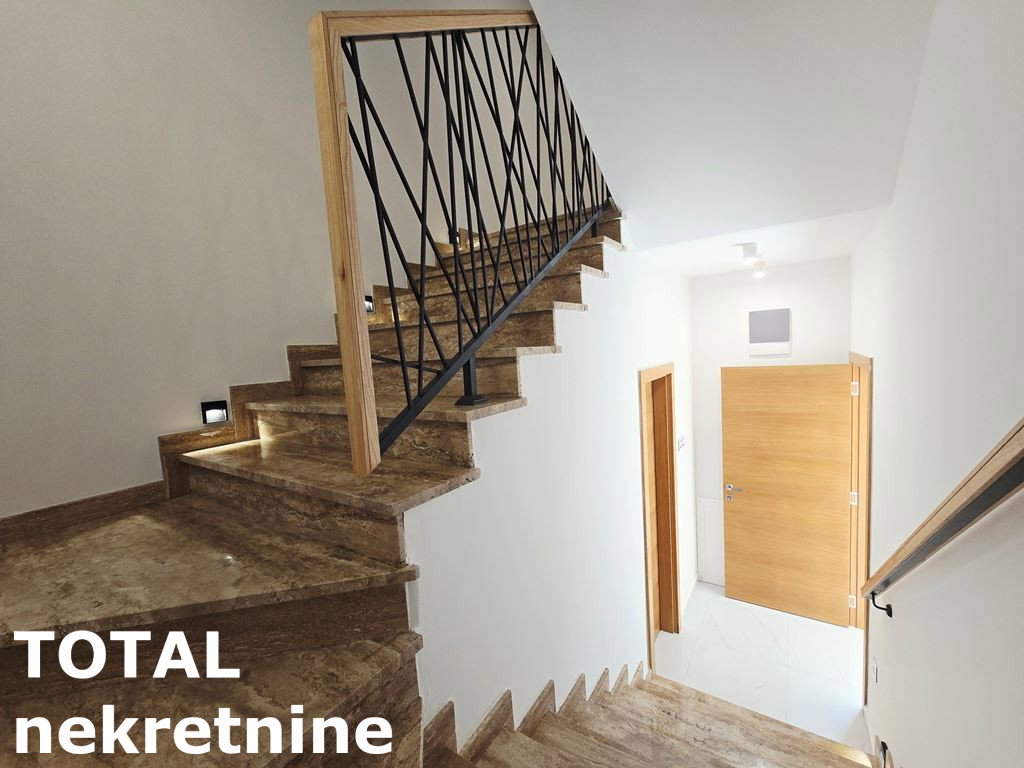 kuce-popovica-3091443-2s07p Kuća na prodaju, Popovica, Novi Sad, 181m², 499.000 €