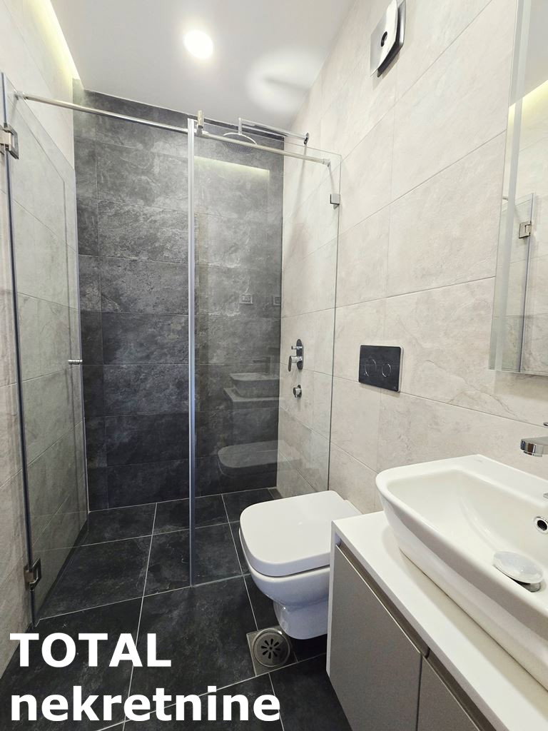 kuce-popovica-3091443-p7a2a Kuća na prodaju, Popovica, Novi Sad, 181m², 499.000 €