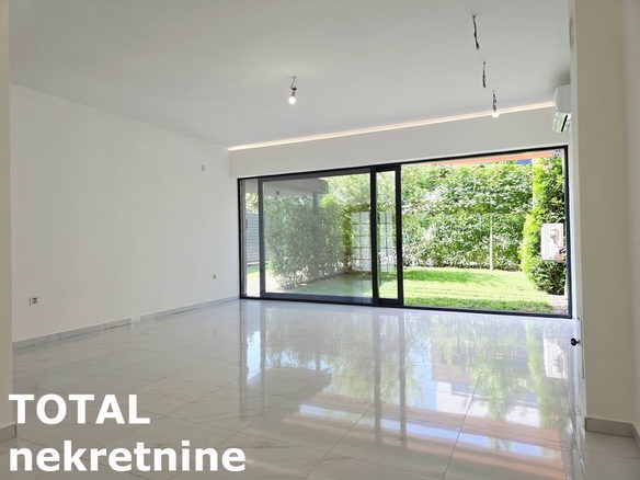 Kuća Prodaja Novi Sad Popovica 181 m2