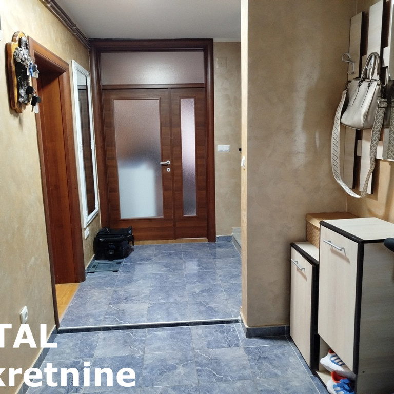 Kuća Prodaja Novi Sad  181 m2