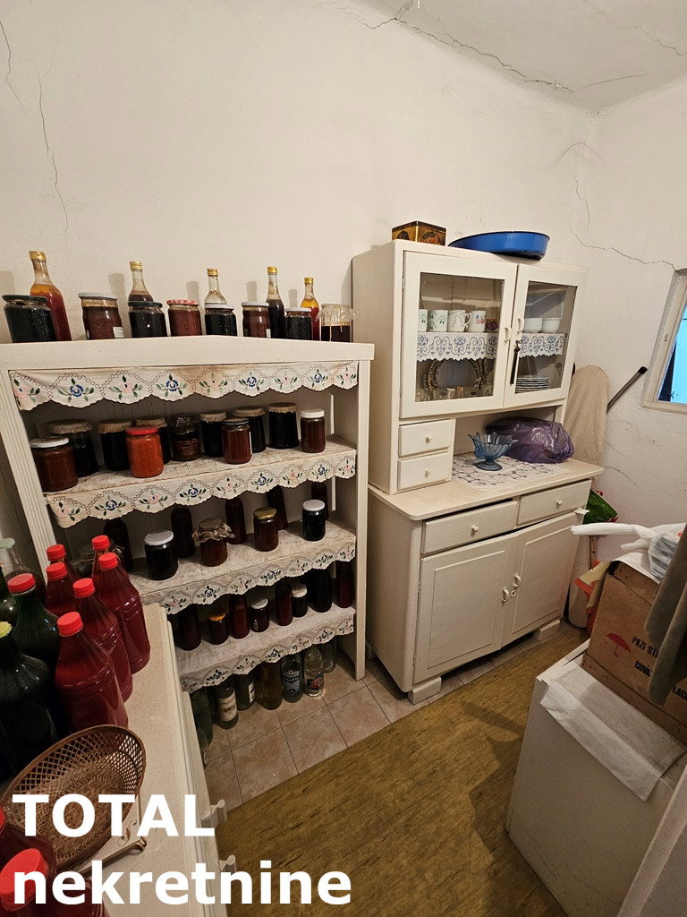 Kuća na prodaju, Salajka, Novi Sad, 172m², 325.000 €