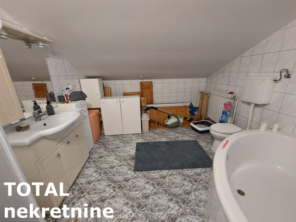 kuce-sremska-kamenica-3091380-v7nyz Kuća na prodaju, Sremska Kamenica, Novi Sad, 230m², 226.000 €