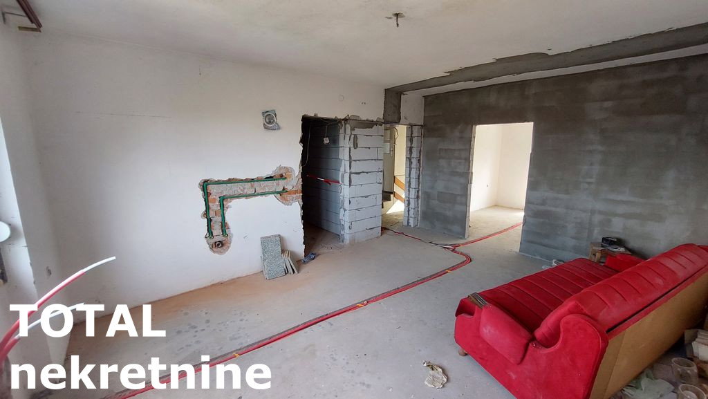 Kuća na prodaju, Sremski Karlovci, 360m², 339.900 €
