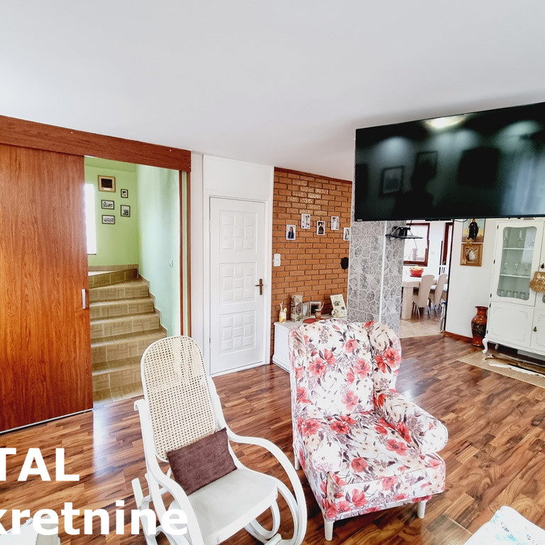 Kuća na prodaju, Ledinci, Novi Sad, 180m², 220.000 €