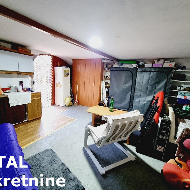 Kuća Prodaja Novi Sad  180 m2