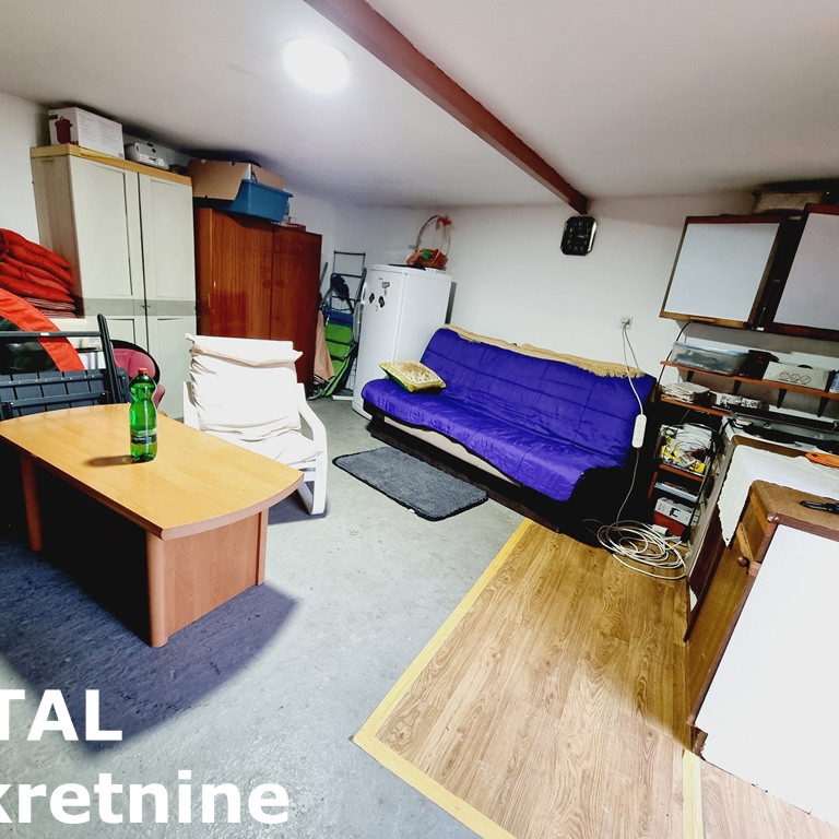 Kuća Prodaja Novi Sad  180 m2