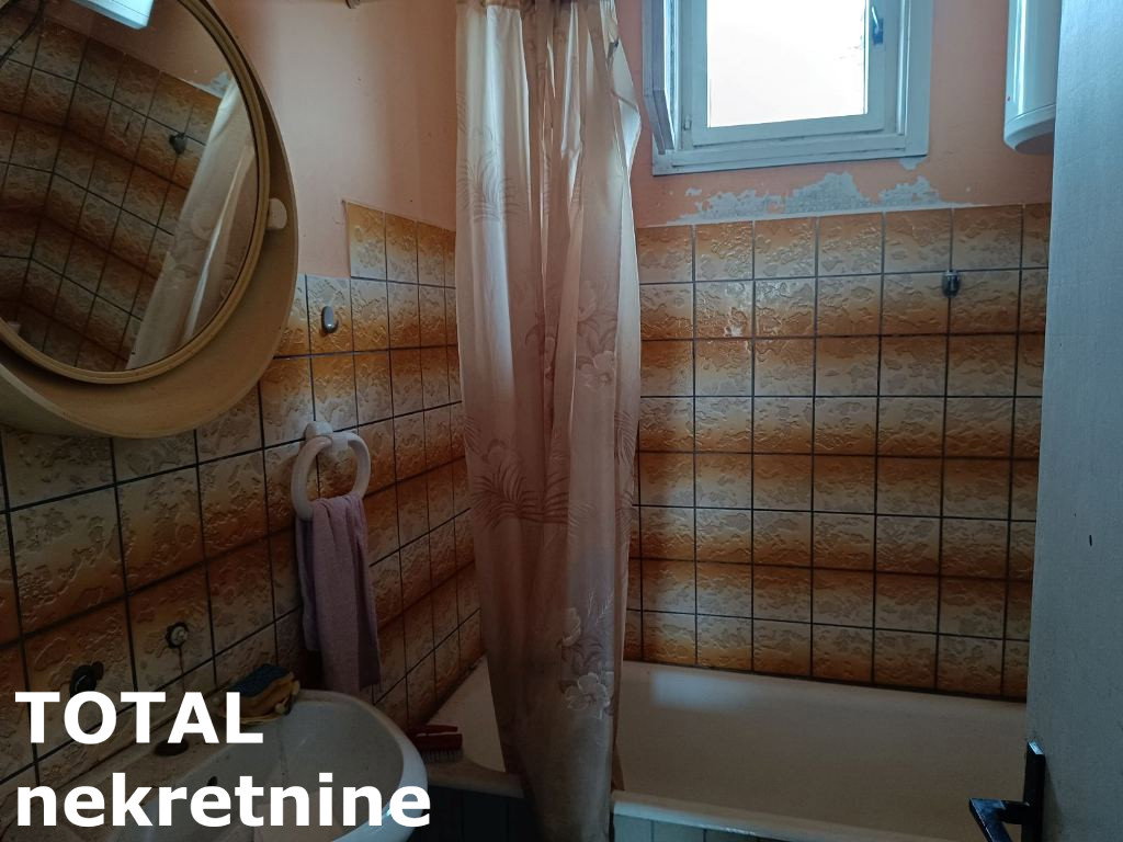 Kuća Prodaja Sremski Karlovci  220 m2