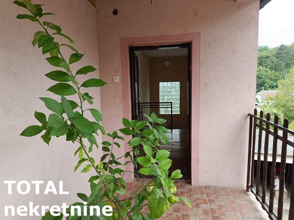 Kuća na prodaju, Stražilovo, Sremski Karlovci, 220m², 200.000 €