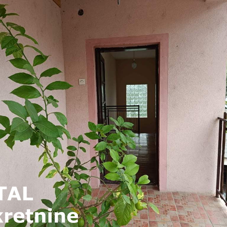 Kuća na prodaju, Stražilovo, Sremski Karlovci, 220m², 200.000 €