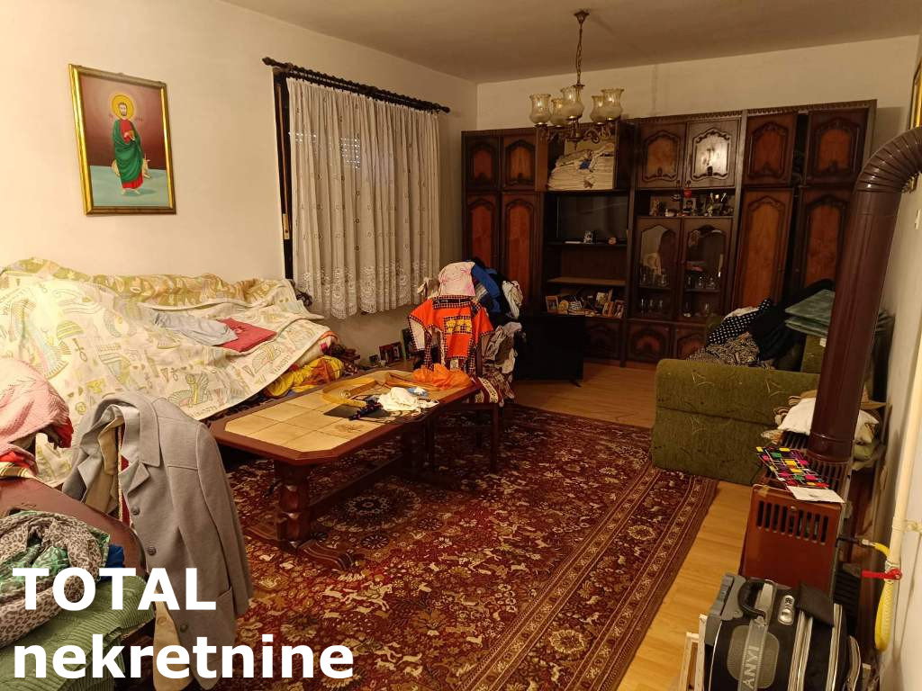 Kuća Prodaja Sremski Karlovci  220 m2