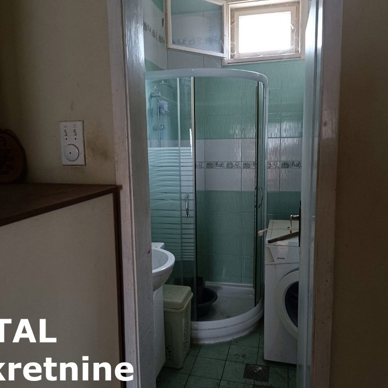 Kuća Prodaja Sremski Karlovci  220 m2