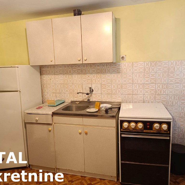 Kuća Prodaja Sremski Karlovci  220 m2