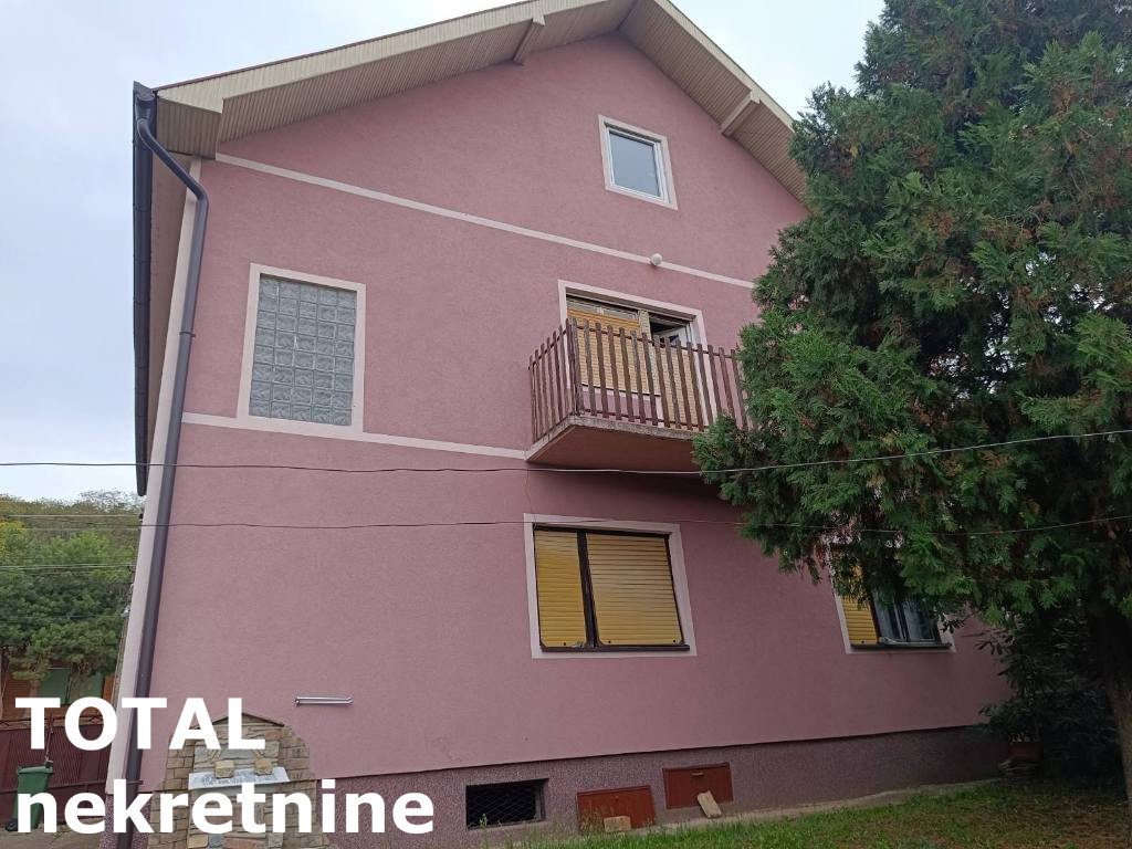 Kuća na prodaju, Stražilovo, Sremski Karlovci, 220m², 200.000 €