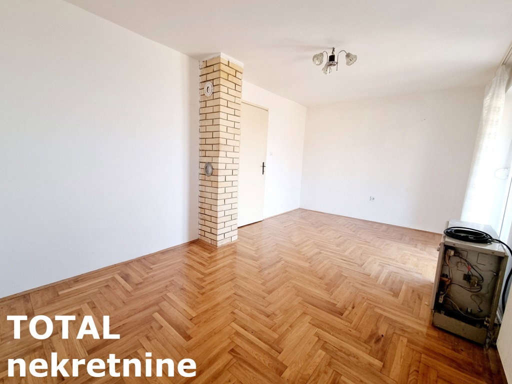 kuce-torine-3046485-chqw6 Kuća na prodaju, Ledinci, Novi Sad, 150m², 150.000 €