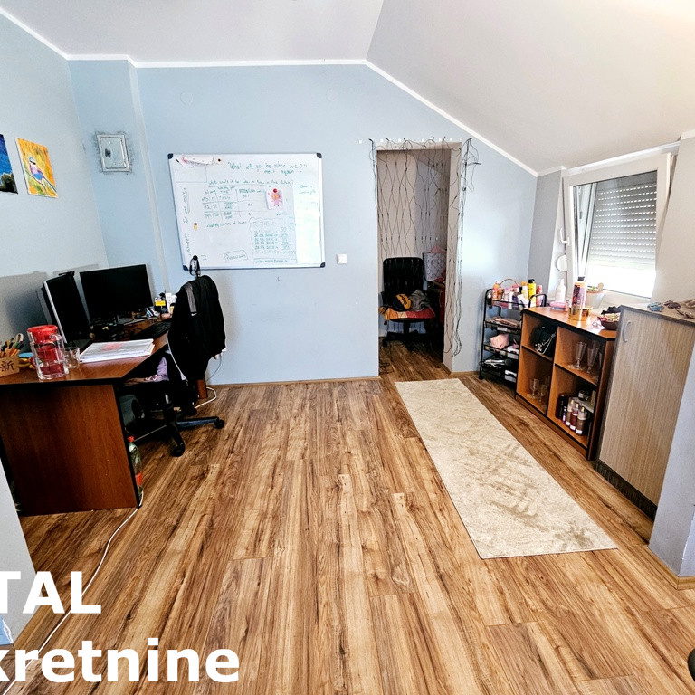Kuća na prodaju, Veternik, Novi Sad, 270m², 300.000 €