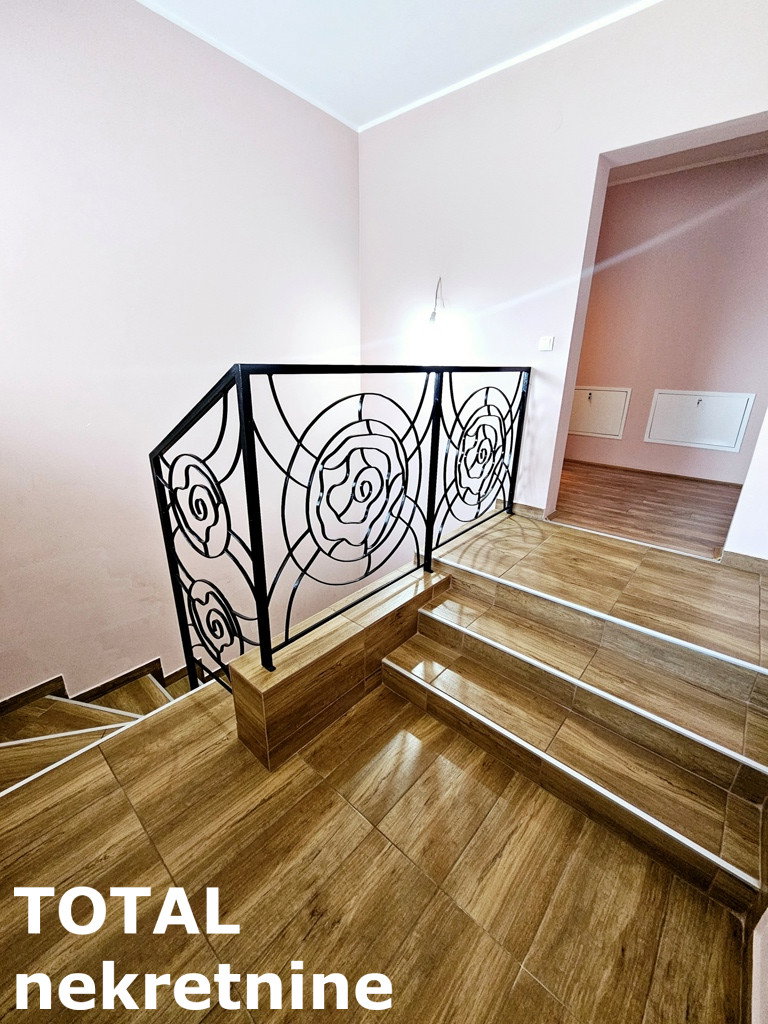 Kuća na prodaju, Veternik, Novi Sad, 270m², 300.000 €