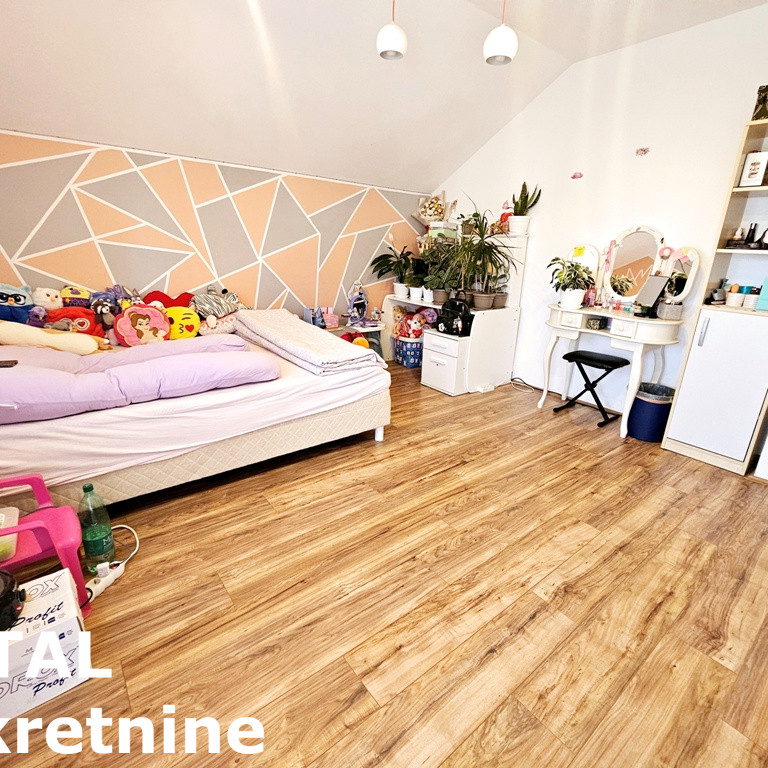 Kuća na prodaju, Veternik, Novi Sad, 270m², 300.000 €