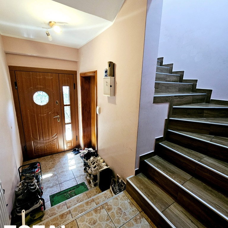 Kuća na prodaju, Veternik, Novi Sad, 270m², 300.000 €