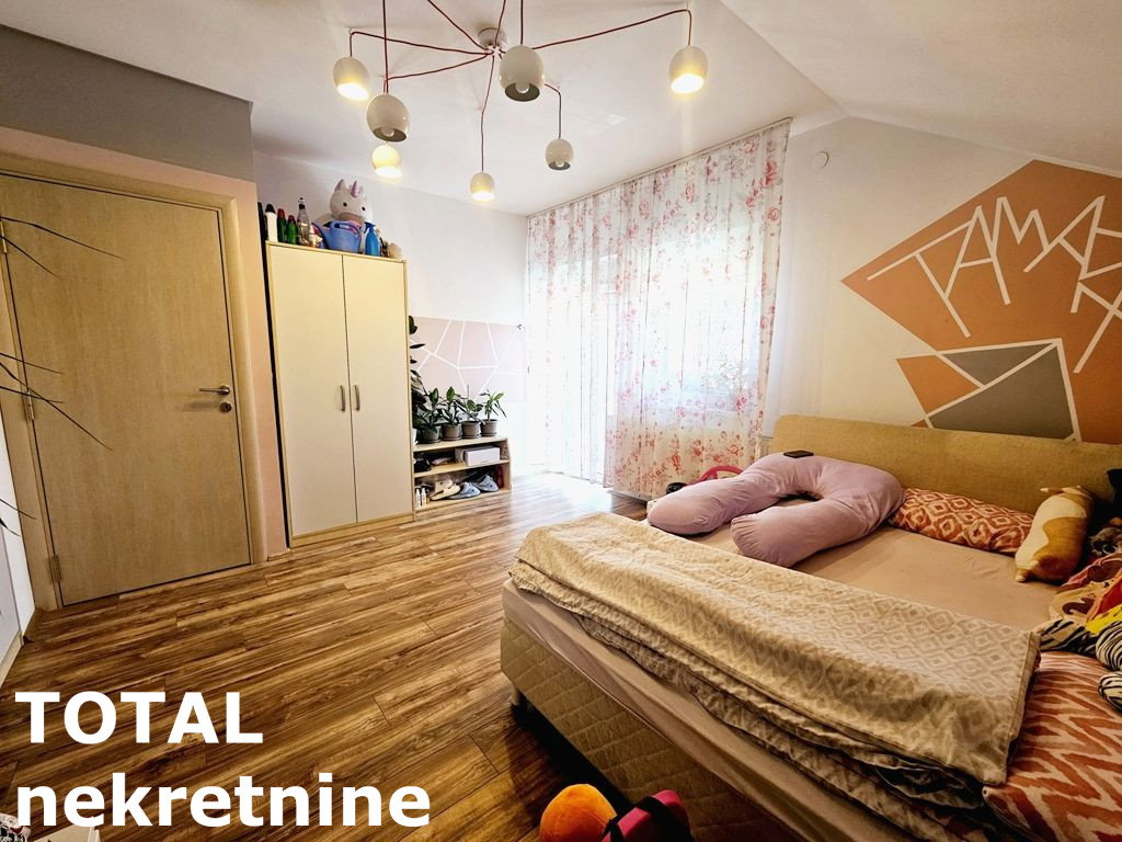 Kuća na prodaju, Veternik, Novi Sad, 270m², 300.000 €