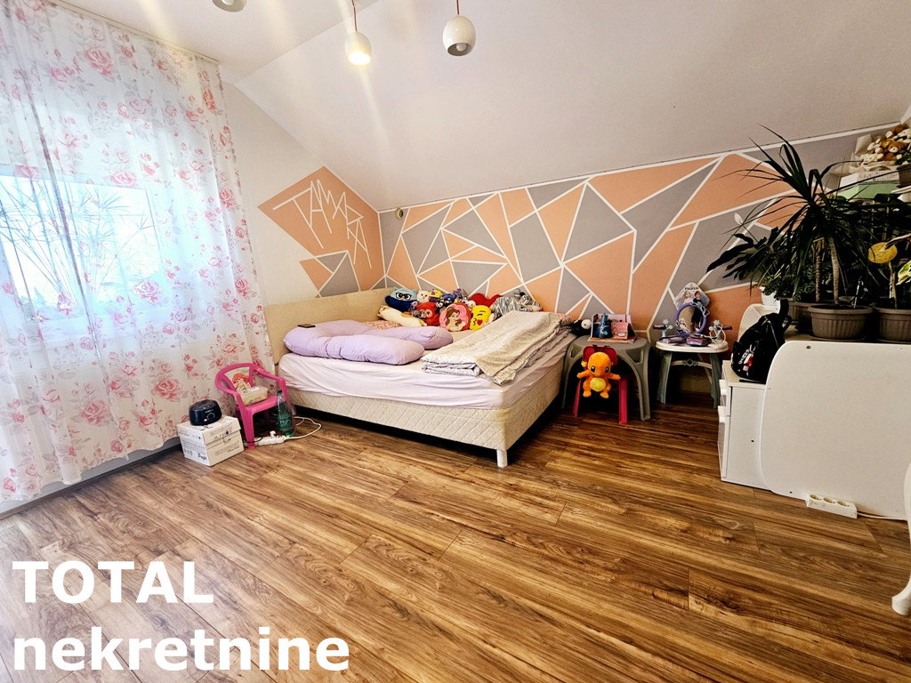 Kuća na prodaju, Veternik, Novi Sad, 270m², 300.000 €