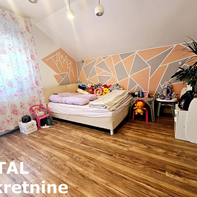 Kuća na prodaju, Veternik, Novi Sad, 270m², 300.000 €