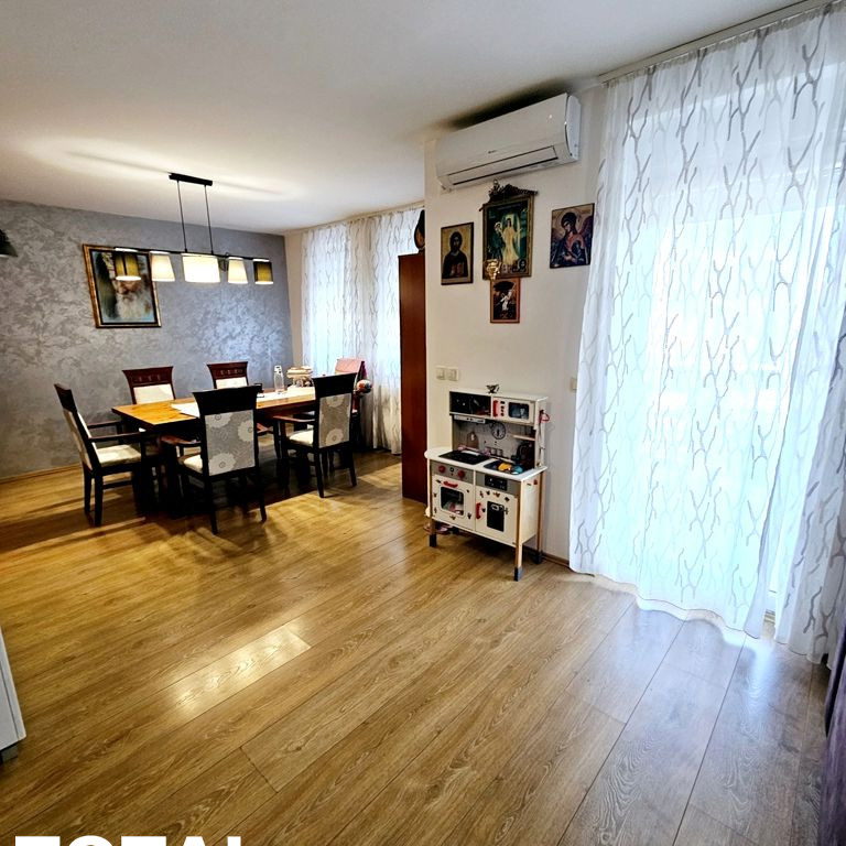 Kuća Prodaja Novi Sad  270 m2