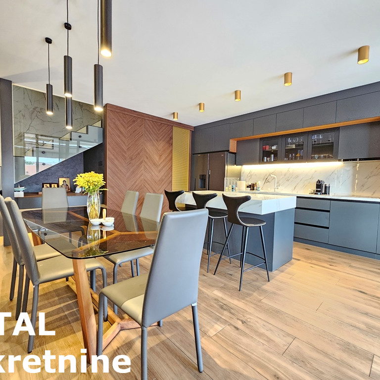Kuća na prodaju, Lipov Gaj, Novi Sad, 236m², 720.000 €