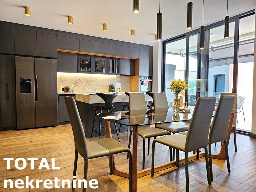 kuce-veterniCka-rampa-3046363-sidni Kuća na prodaju, Lipov Gaj, Novi Sad, 236m², 720.000 €