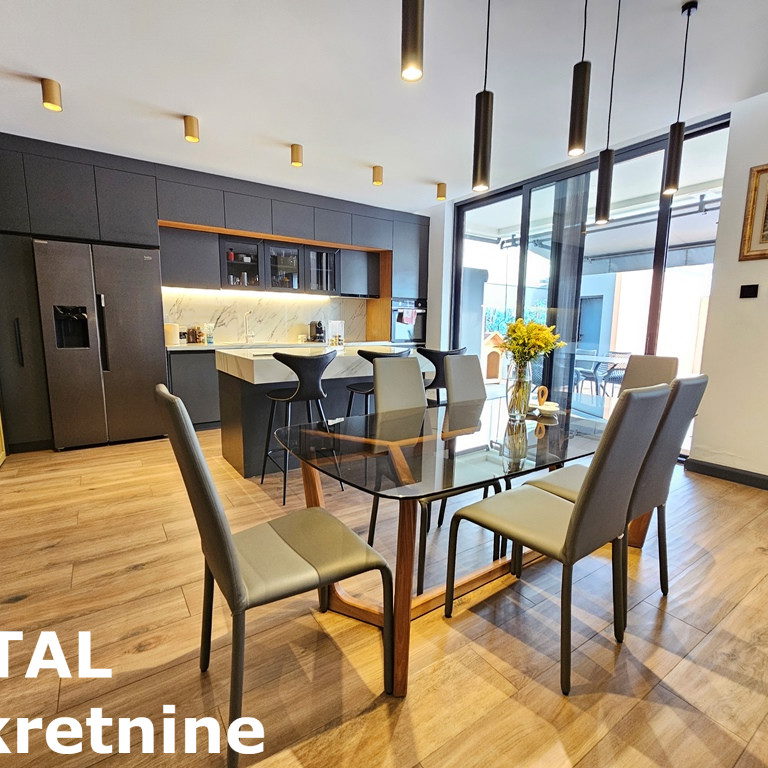 Kuća na prodaju, Lipov Gaj, Novi Sad, 236m², 720.000 €