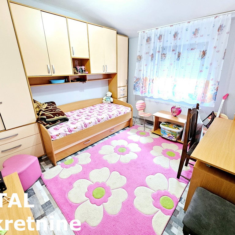 Kuća na prodaju, Veternik, Novi Sad, 463m², 463.500 €