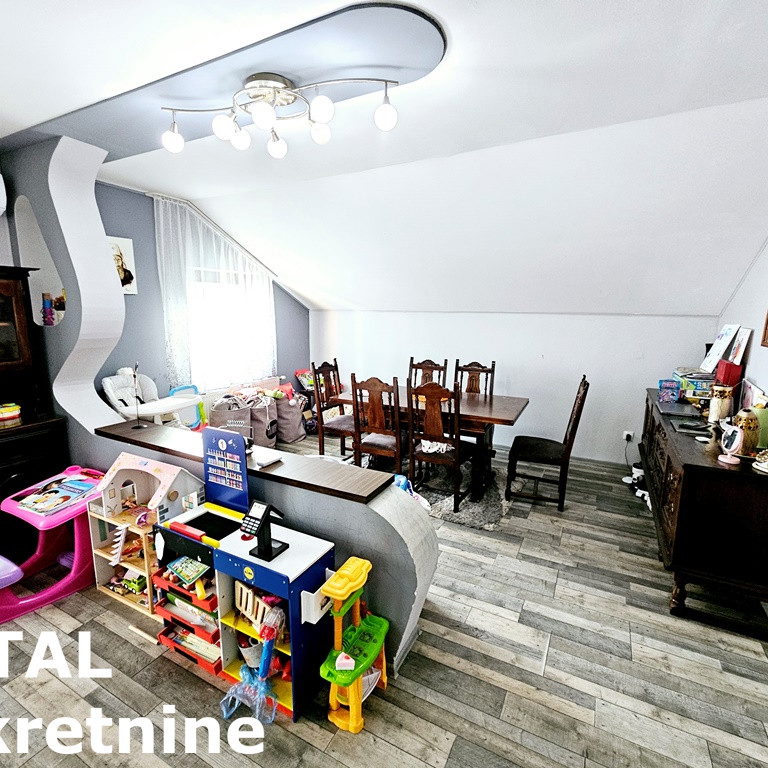Kuća na prodaju, Veternik, Novi Sad, 463m², 463.500 €
